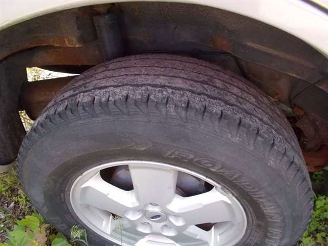 Ford Escape 2008 photo 8